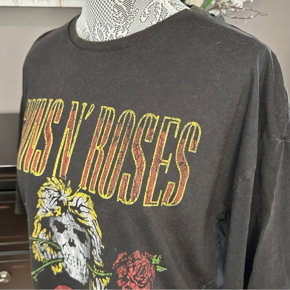 Guns N’ Roses 1987 UK Tour Tee | 2016 Official Reprint Band Shirt - Picture 6 of 10